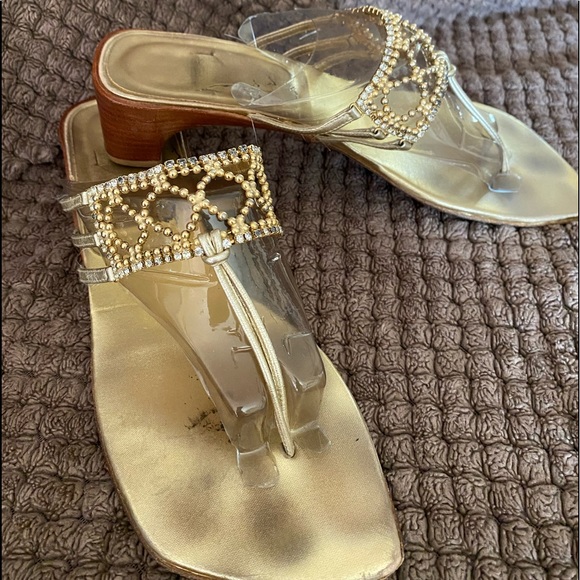 Stuart Weizmann size 7.5 worn a few time - Picture 1 of 2